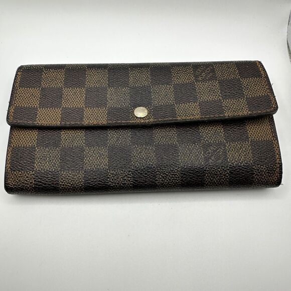 Pre-loved Authentic Louis Vuitton Damier Ebene Sarah Wallet  *See Notes* - Picture 16 of 16